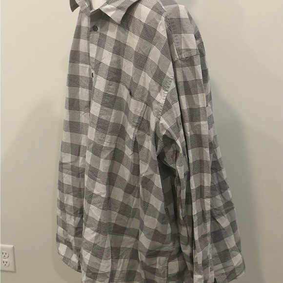 Claiborne Plaid Button Down Shirt - Picture 2 of 3